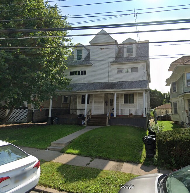 1522 Linden St Unit 2, Scranton, PA 18510 Apartments in Scranton, PA