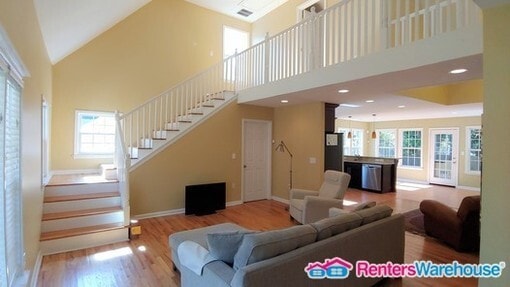 Building Photo - 1498 Deerwood Dr