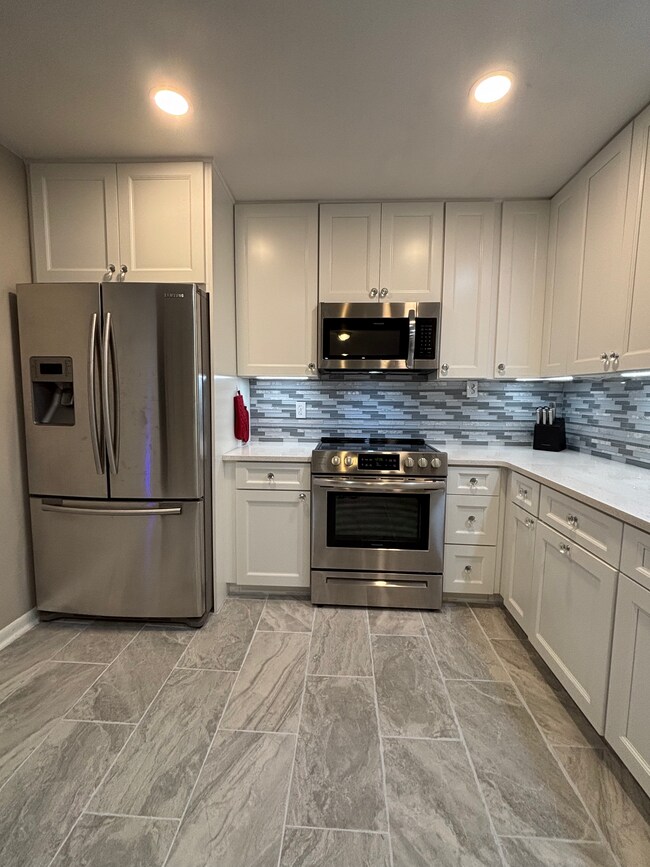 Building Photo - Croydon