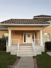 Building Photo - 1310 N Pacific Ave