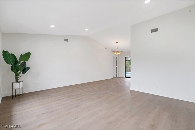 Building Photo - 4742 25th Ave SW