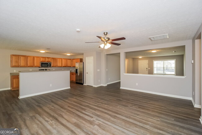 Building Photo - 12 Laurel Branch Ct