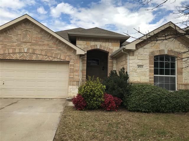Primary Photo - 4513 Grassy Glen Dr