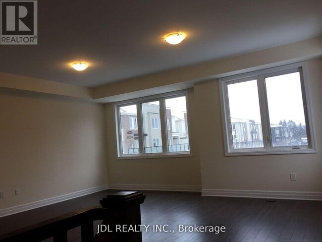 Building Photo - 62 Heron Park Pl