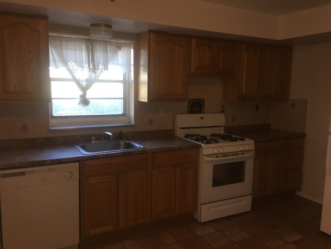 Foto del edificio - 440 Ridge Rd