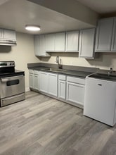 Building Photo - 632 Triest Ct