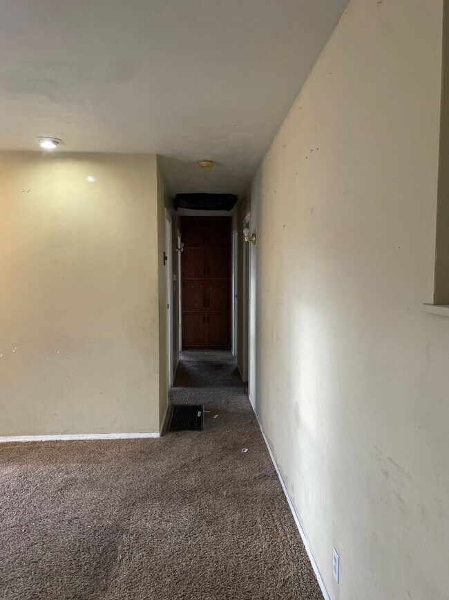 Foto del edificio - 3 Bedroom 1.5 Bath Home for Rent
