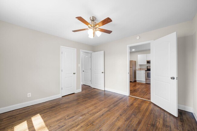 Foto del edificio - 204 Booth Rd