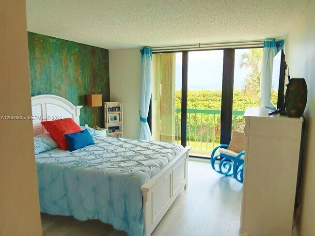 Foto del edificio - 9900 S Ocean Dr