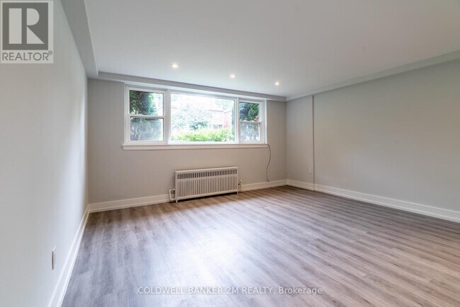 Photo du bâtiment - 751-751 Merton St