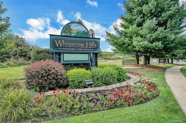 Building Photo - 1220 Whispering Hills Dr