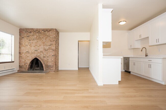 Foto del edificio - 3421 23rd Ave W