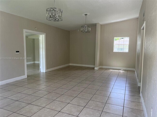 Foto del edificio - 5925 SW 87th Ave