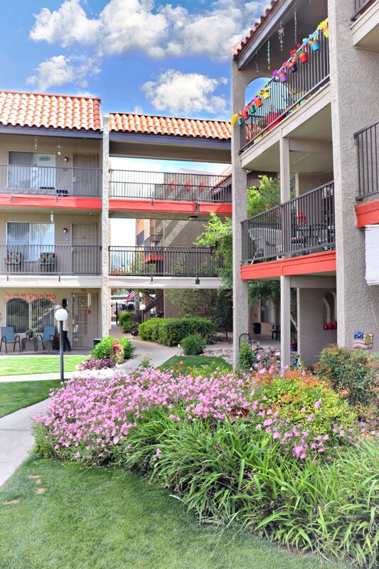 The Place at Broadway East Apartments Tucson, AZ