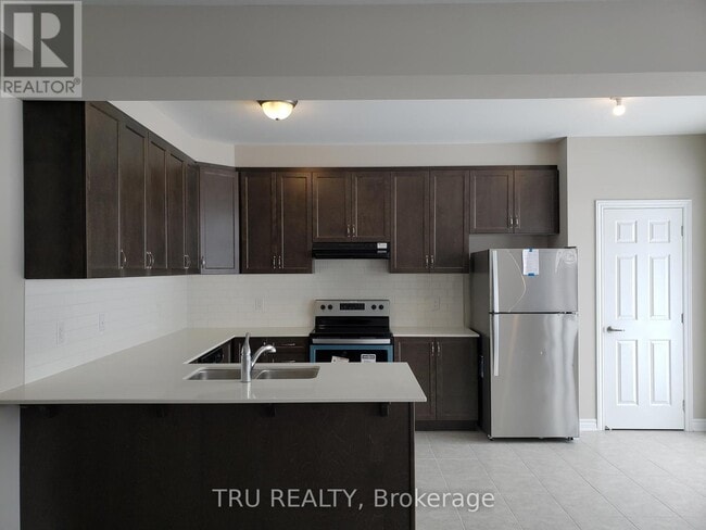 Building Photo - 524 Cope Dr