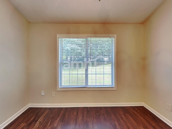 Foto del edificio - 1795 Charleston Oak Cir