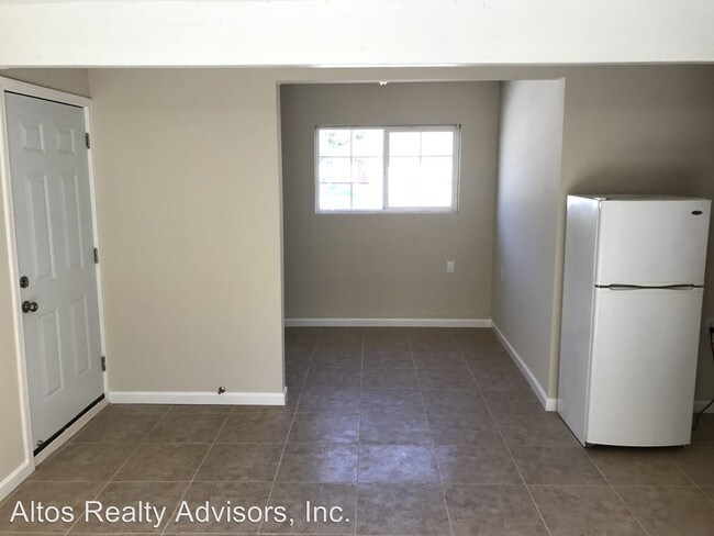 Building Photo - 761-763 San Juan Dr