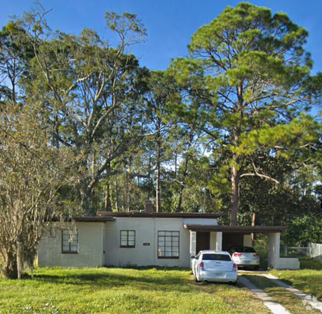 Building Photo - 5273 Pennant Dr
