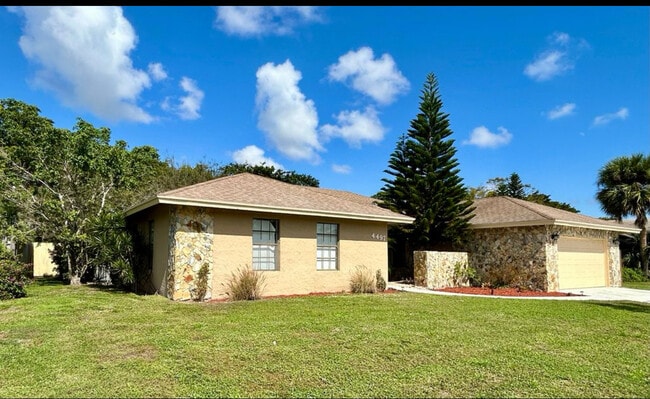 Building Photo - 4497 Sugar Pine Dr