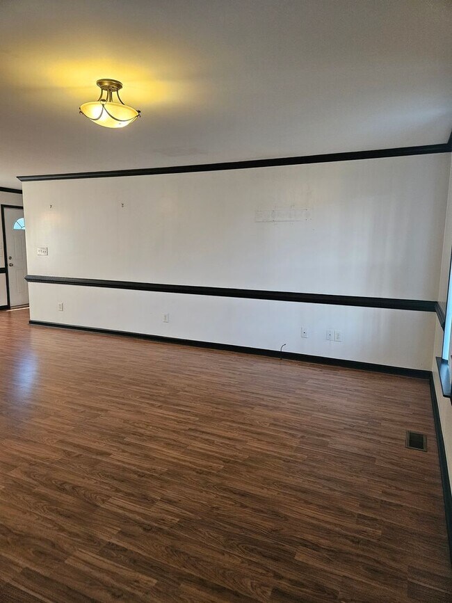 Foto del edificio - 208 Killdeer Dr