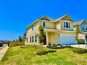 Building Photo - 111 Living Reef Dr