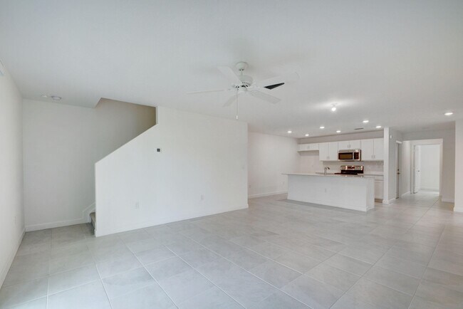 Foto del edificio - 6705 Broadwater Ln