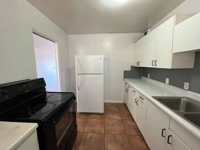 Foto del edificio - Cute 3 Bedroom 2 Bathroom Home In The NE!