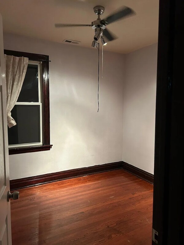 Foto del edificio - 4505 S St Louis Ave