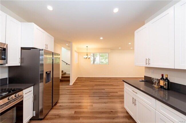 Foto del edificio - 22849 Macfarlane Dr