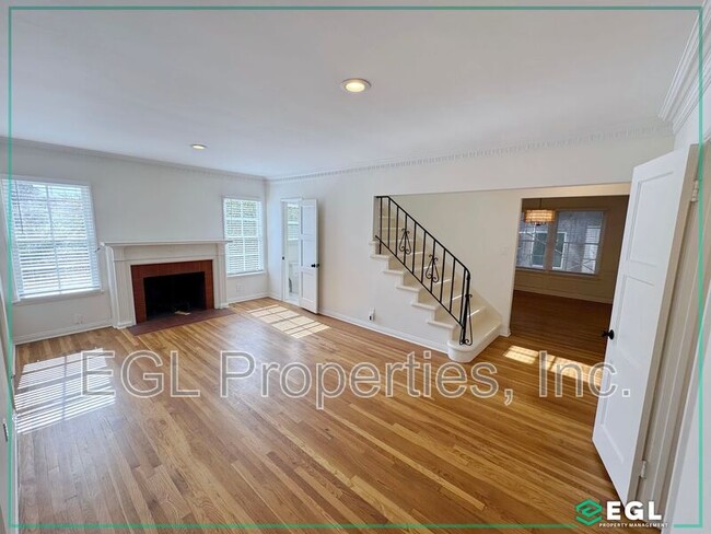 Building Photo - 1509 Selby Ave