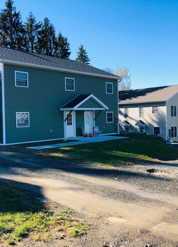 Primary Photo - 129 Birdseye View Dr