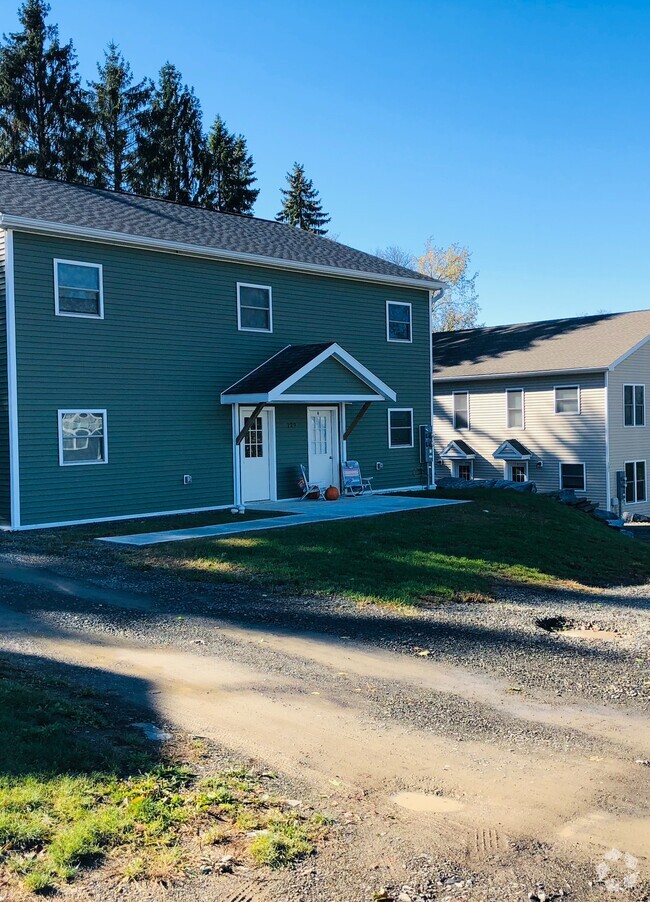 Building Photo - 129 Birdseye View Dr