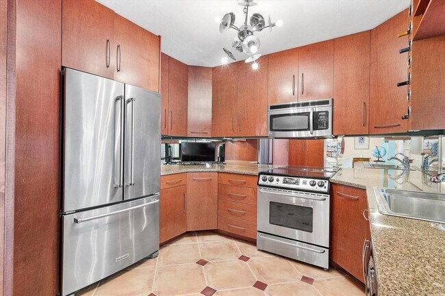 Foto del edificio - 1728 NE 39th St