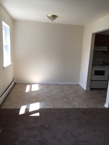 R1 - Dining Room - Old Forge