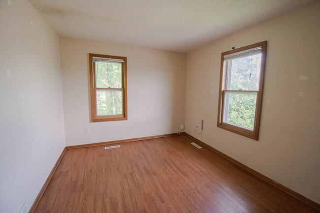 Foto del edificio - 104 21st St SW