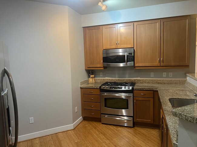 Foto del edificio - 2Bd/2Ba Bothell Condo