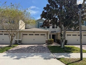 Building Photo - 1221 Priory Cir