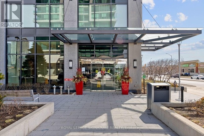Building Photo - 3975 Grand Park Dr