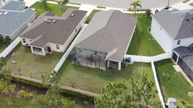 Building Photo - 15831 High Bell Pl