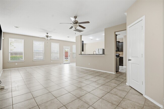 Foto del edificio - 3418 Bainbridge Hill Ln