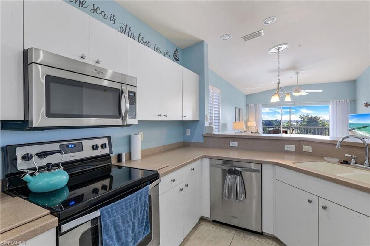 Primary Photo - 2 Bed, 2 Bath, PLUS Den, Included Water, C...