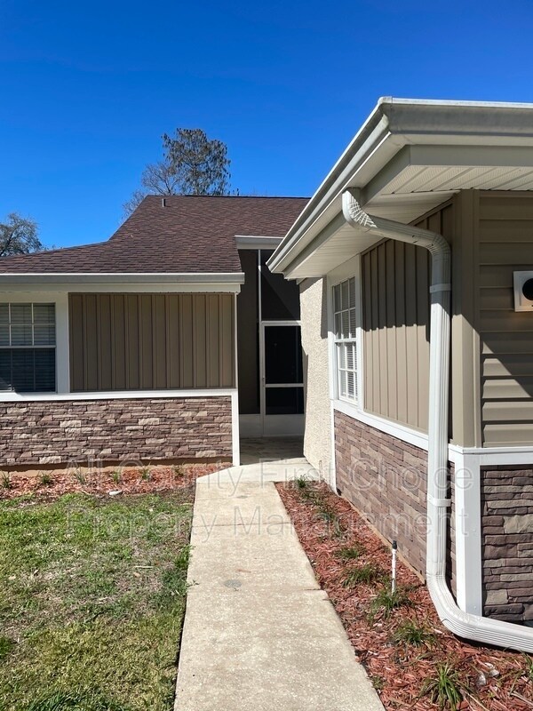 Building Photo - 220 Phlox Dr