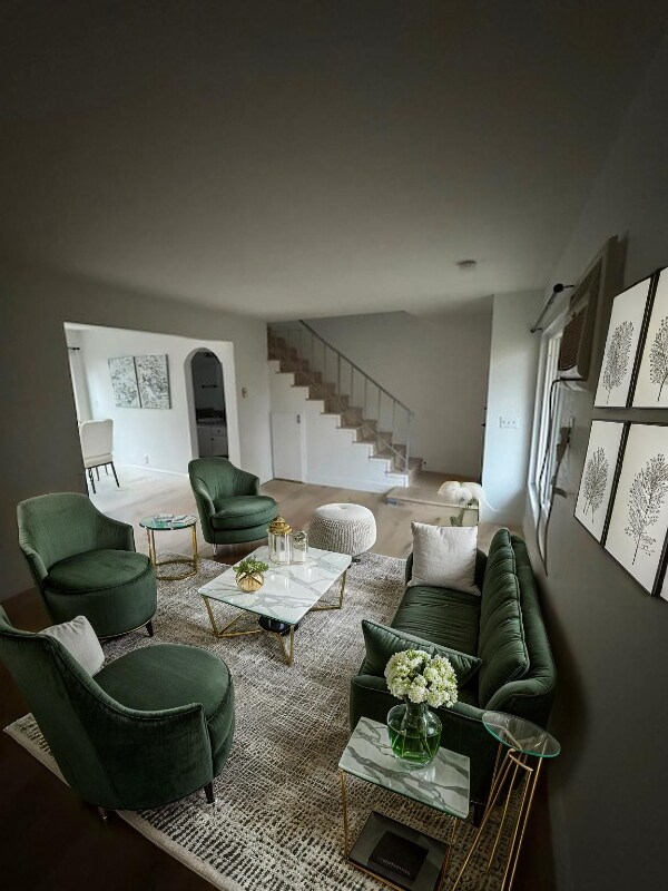Foto principal - 8402 Larson Ave