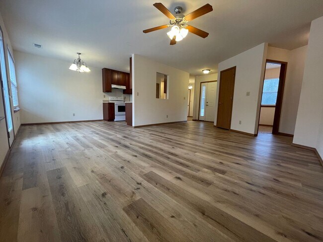 Foto del edificio - 3 Bedroom, 2 Bathroom Ranch Style Home!
