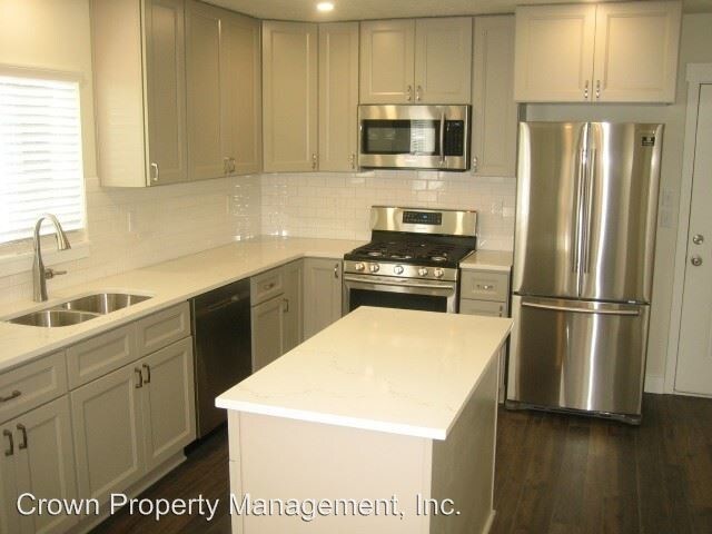 Building Photo - 2 br, 1 bath House - 1065 Garnet St NE