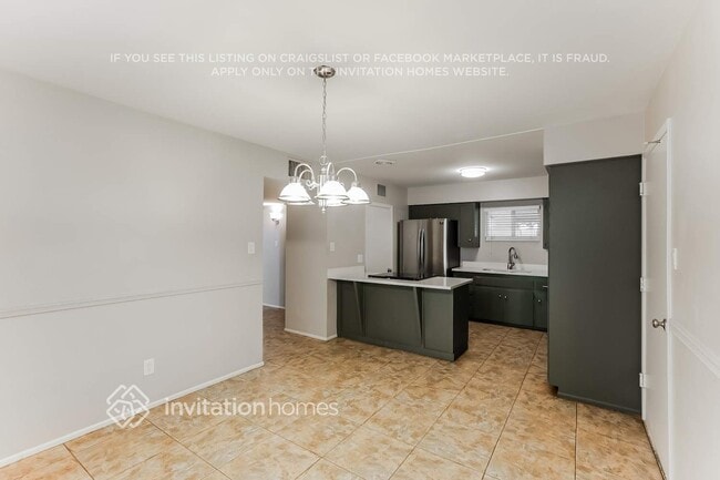 Building Photo - 6511 W Windsor Blvd