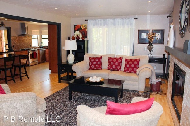 Foto del edificio - 543 Ketch Creek Dr