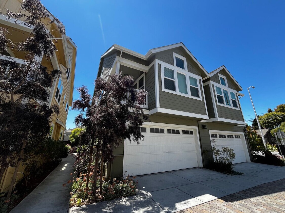 Foto principal - Spacious and Modern 3-bedroom, 3.5 bathroo...