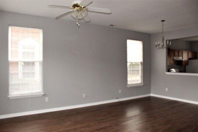 Foto del edificio - 3BR/2.5BA Townhome in Cobblestone Cove, Mo...