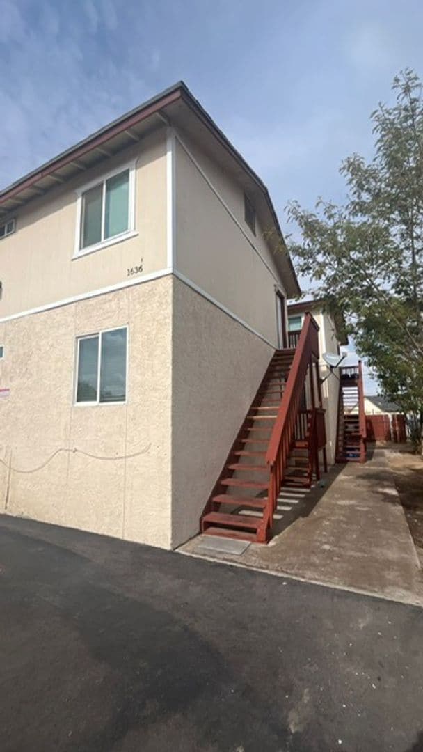 Building Photo - 1636 W Garfield St